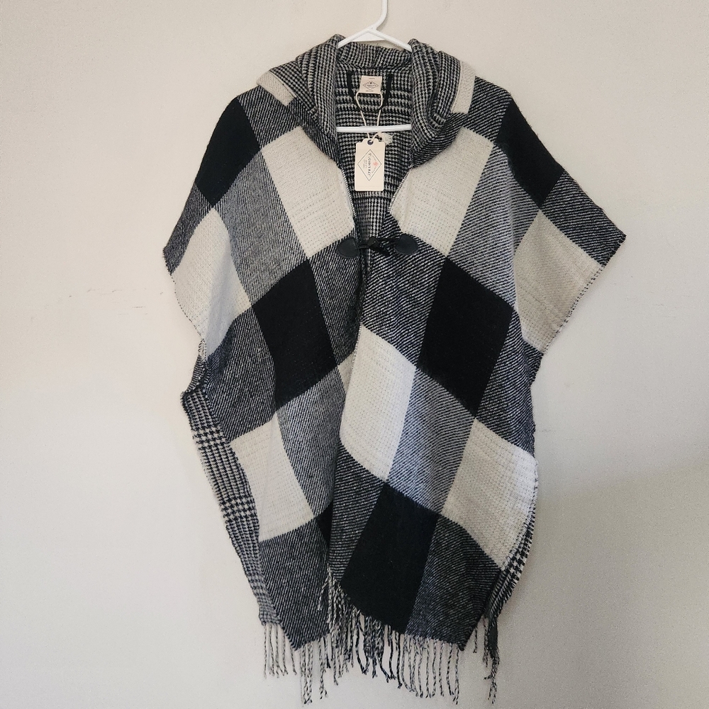 Women's St. Johns Bay Plaid Poncho Sweater Onesize NWT